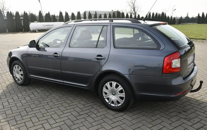 Skoda Octavia cena 24900 przebieg: 230000, rok produkcji 2009 z Koło małe 466